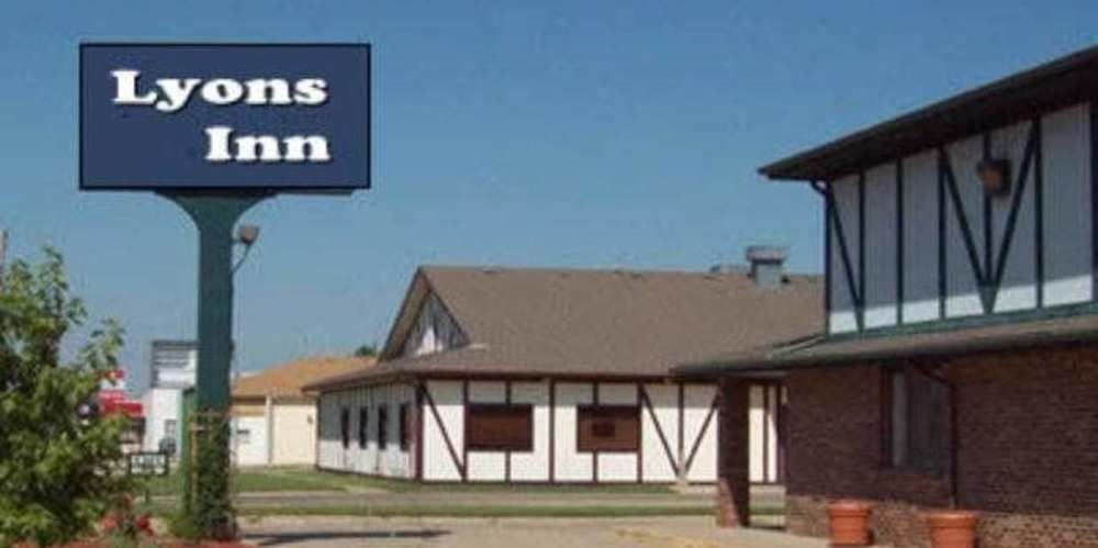 Lyons Inn Exterior photo