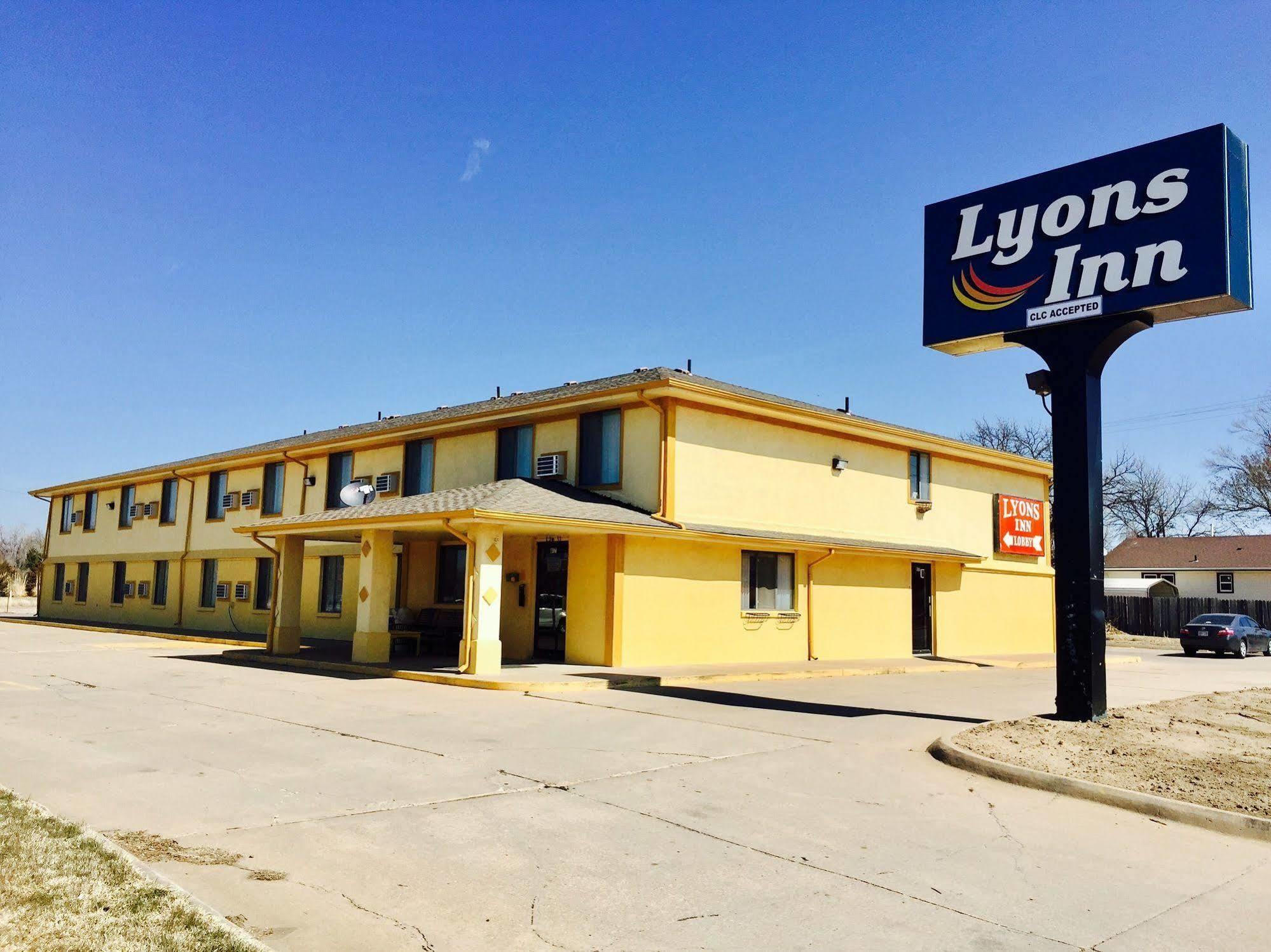 Lyons Inn Exterior photo